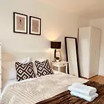 Spacious House, Cosy, Notting Hill, Garden