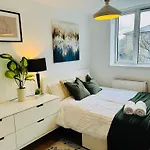 Spacious House, Cosy, Notting Hill, Garden